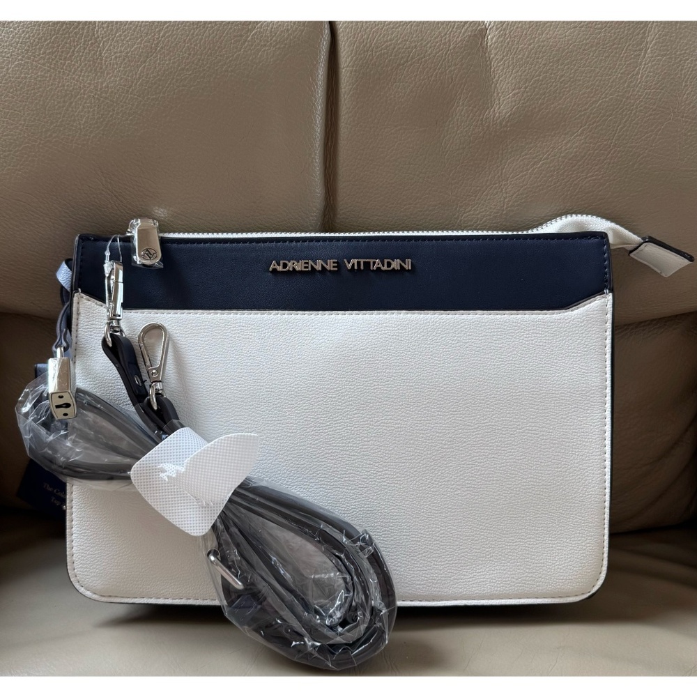 NWT Adrienne Vittadini Key Lock Colorblock Blue White Crossbody Bag